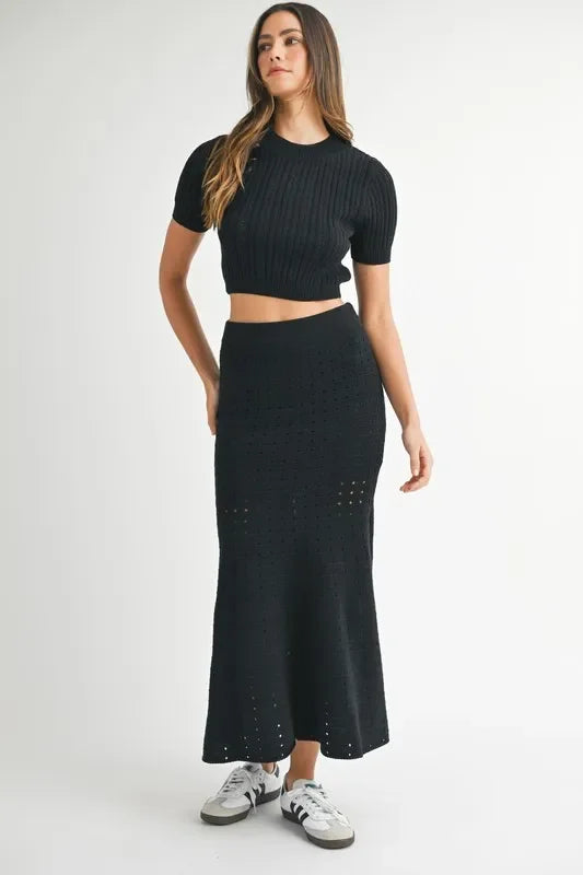 Short Sleeve Crop Top & Slit Skirt Sweater Set - Eva's Edition