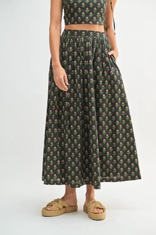 Floral Crop Top and Skirt Set - Eva's Edition
