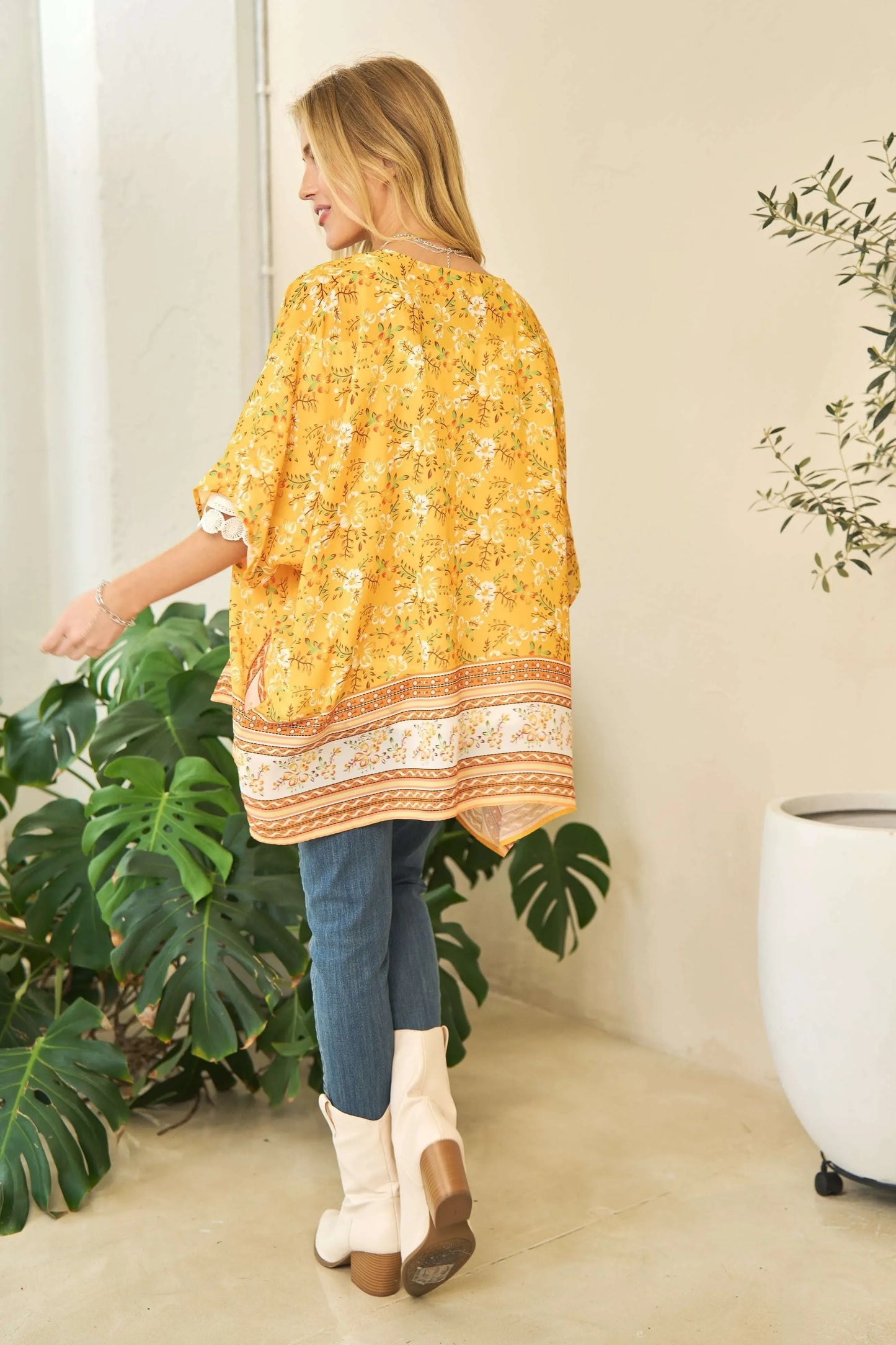 Floral Printed Short Sleeve Loose Fit Kimono Cover Up - Eva's Edition