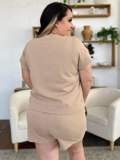 Textured Short Sleeve T-Shirt and Drawstring Shorts Set - Eva's Edition