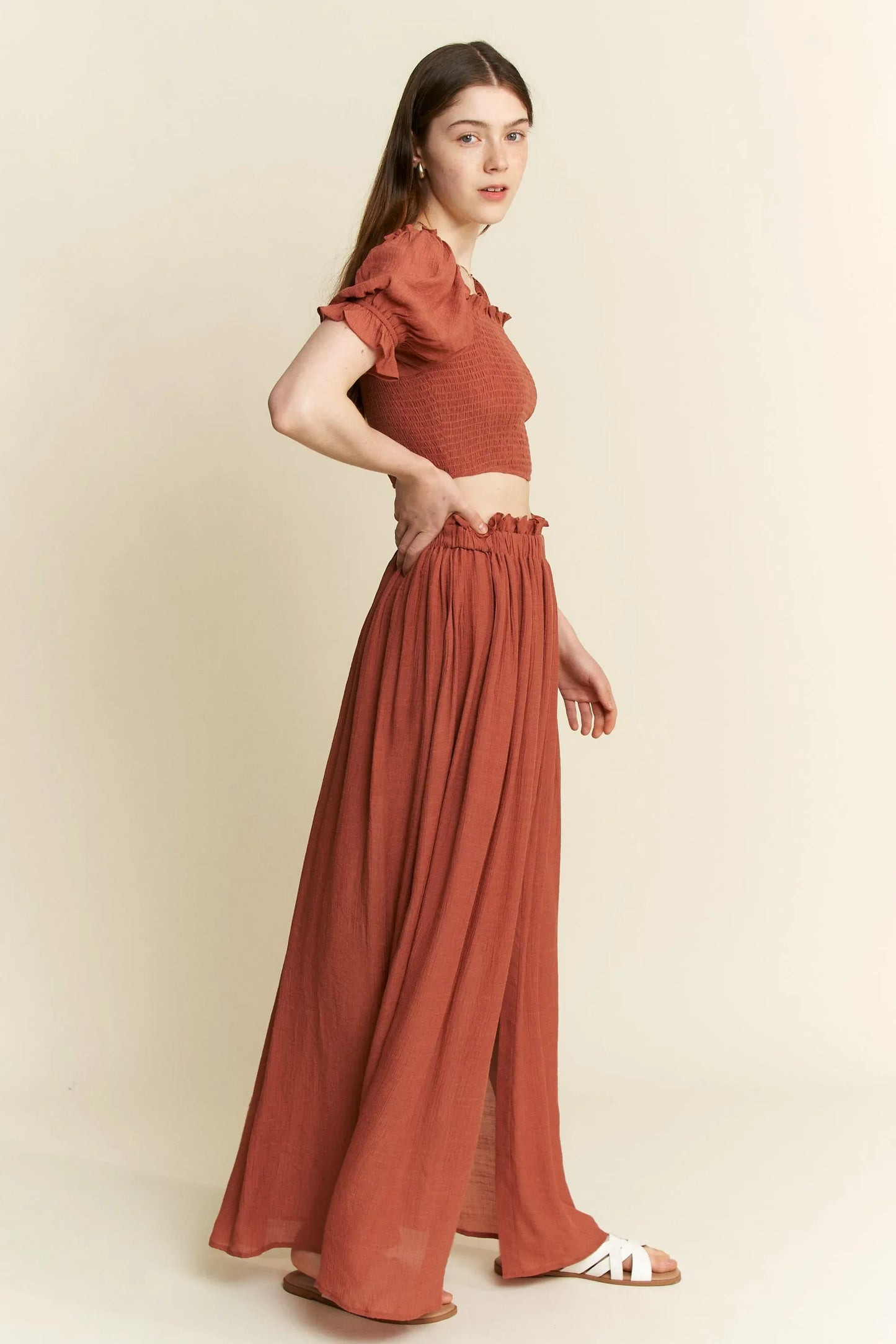 2 Piece Crop Top and Skirt Set - Eva's Edition