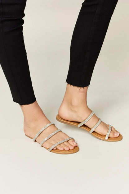 Three-Strap Flat Sandals - Eva's Edition