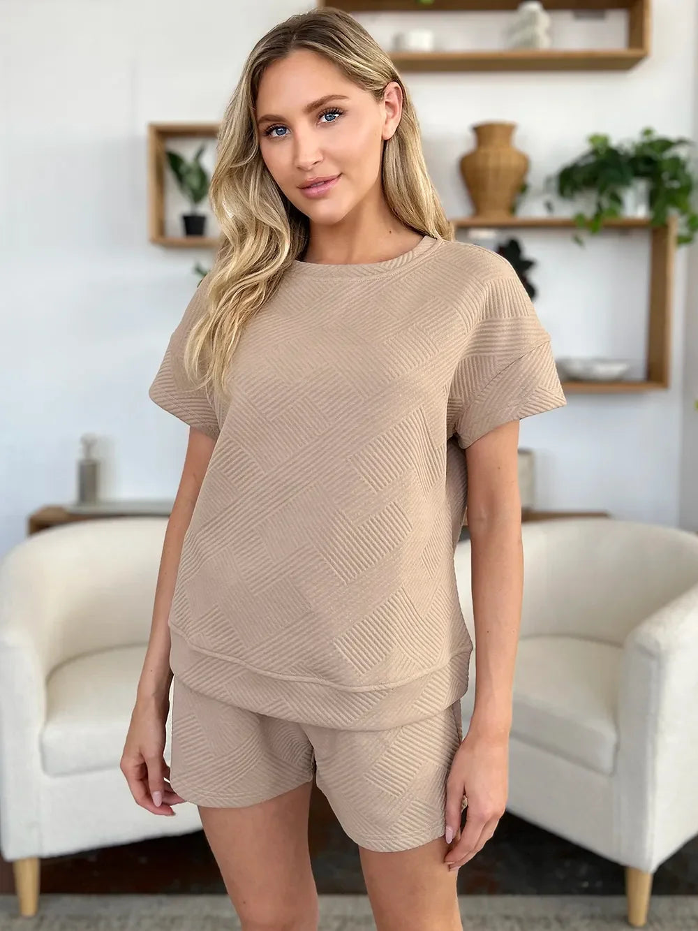 Textured Short Sleeve T-Shirt and Drawstring Shorts Set - Eva's Edition