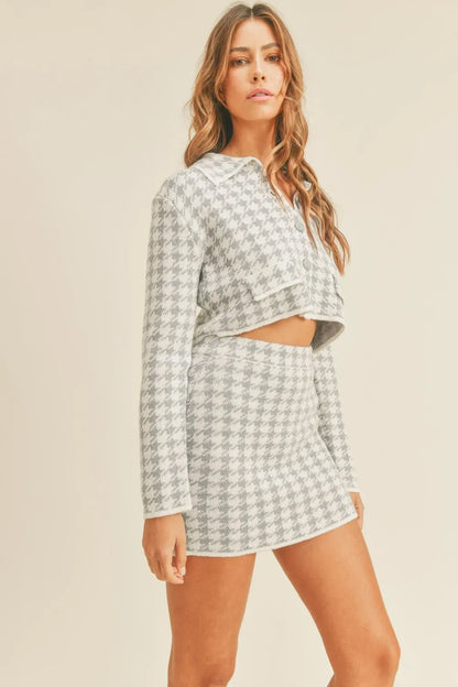 Cropped Knit Cardigan and Mini Skirt Set - Eva's Edition