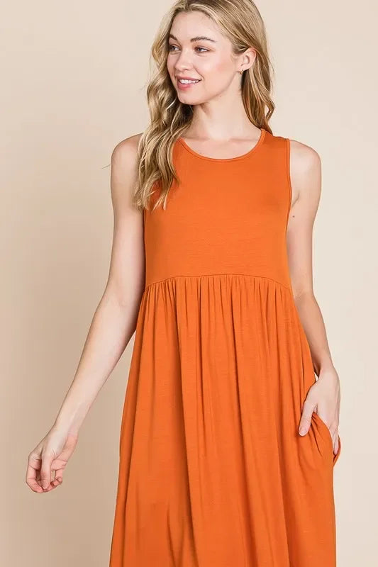 Sleeveless Maxi Dress with Pockets - Eva's Edition
