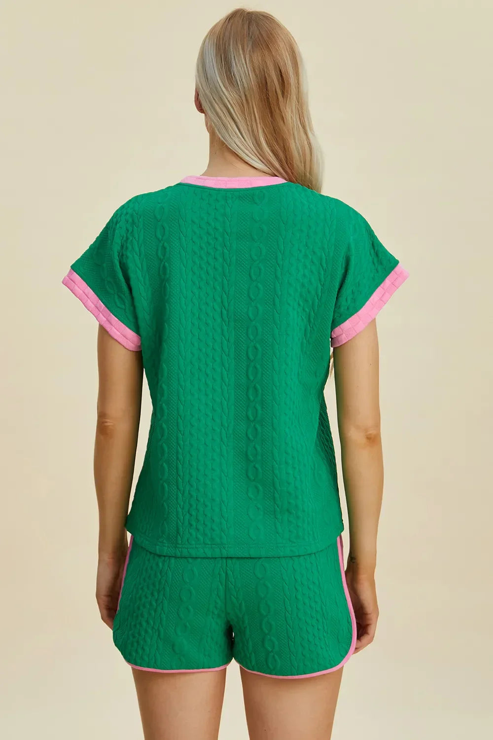 Textured Contrast T-Shirt and Shorts Set - Eva's Edition
