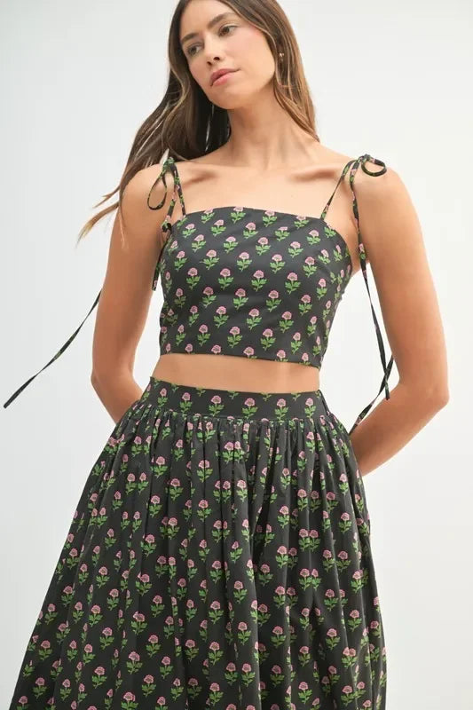 Floral Crop Top and Skirt Set - Eva's Edition