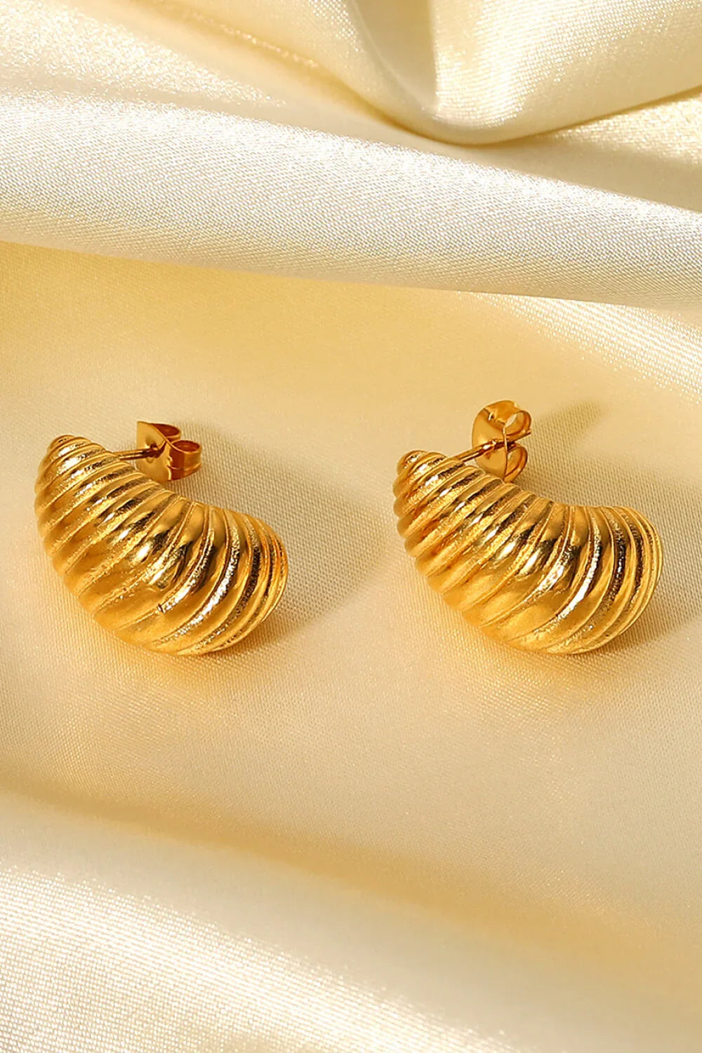 Shell Shore Spiral Stud Earrings - Eva's Edition