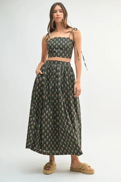 Floral Crop Top and Skirt Set - Eva's Edition