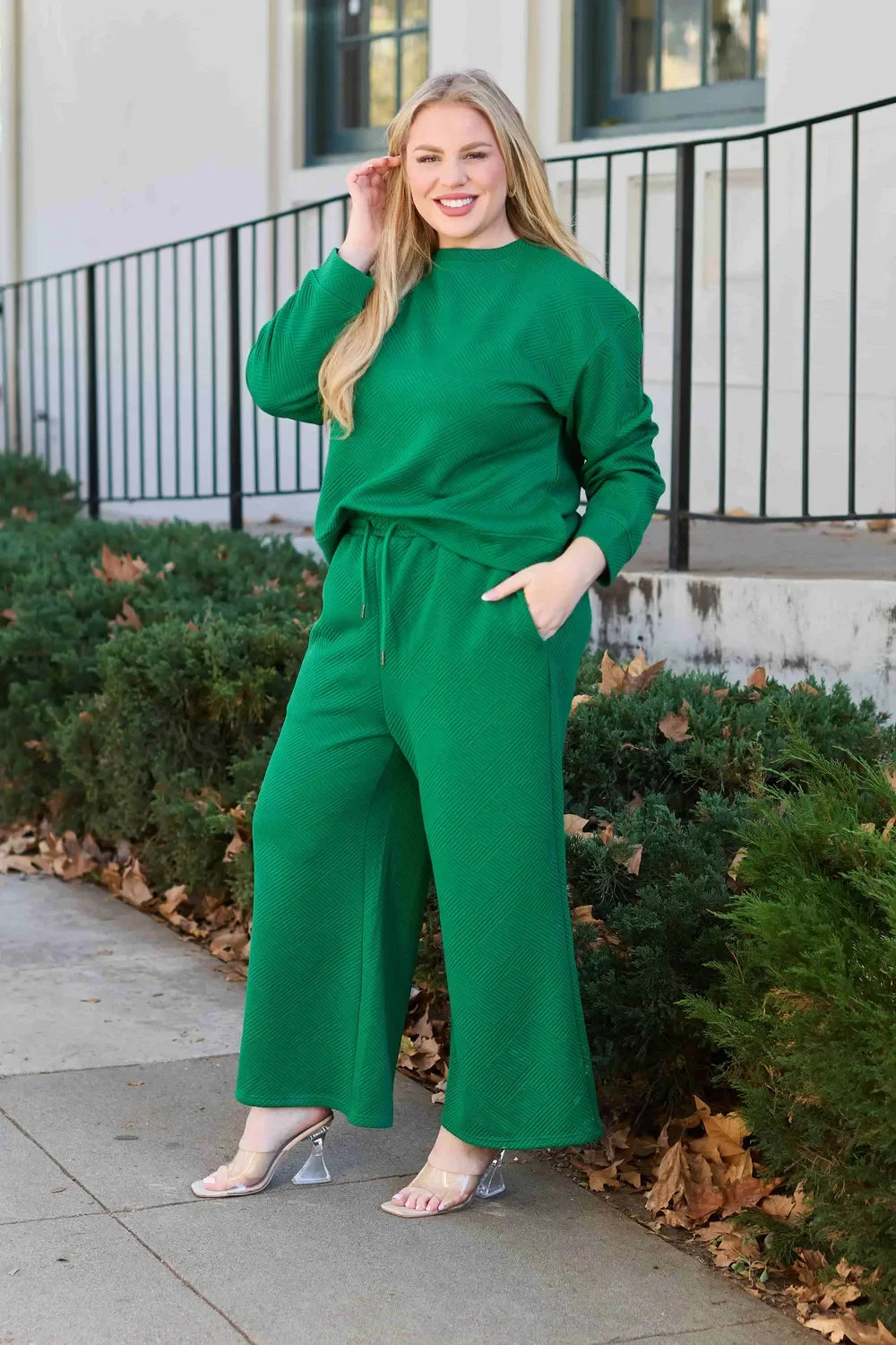 Textured Long Sleeve Top and Drawstring Pants Set - Eva's Edition