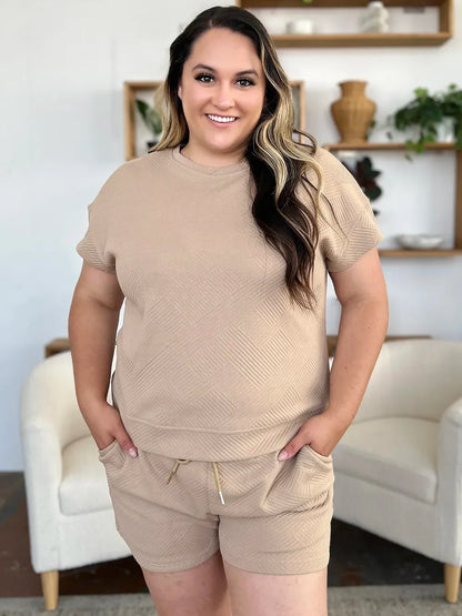 Textured Short Sleeve T-Shirt and Drawstring Shorts Set - Eva's Edition