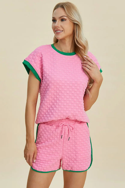 Textured Contrast T-Shirt and Shorts Set - Eva's Edition