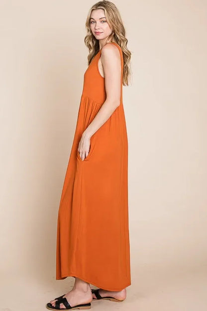 Sleeveless Maxi Dress with Pockets - Eva's Edition