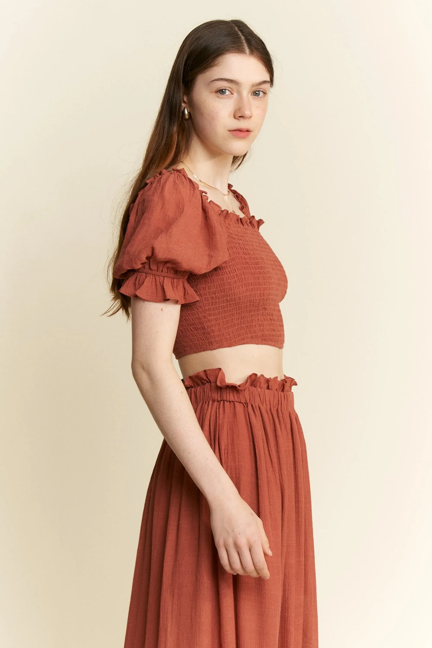 2 Piece Crop Top and Skirt Set - Eva's Edition