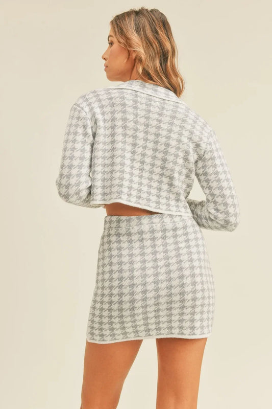 Cropped Knit Cardigan and Mini Skirt Set - Eva's Edition