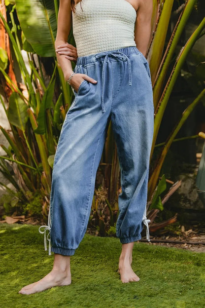 Elastic Waist Jeans - Eva's Edition