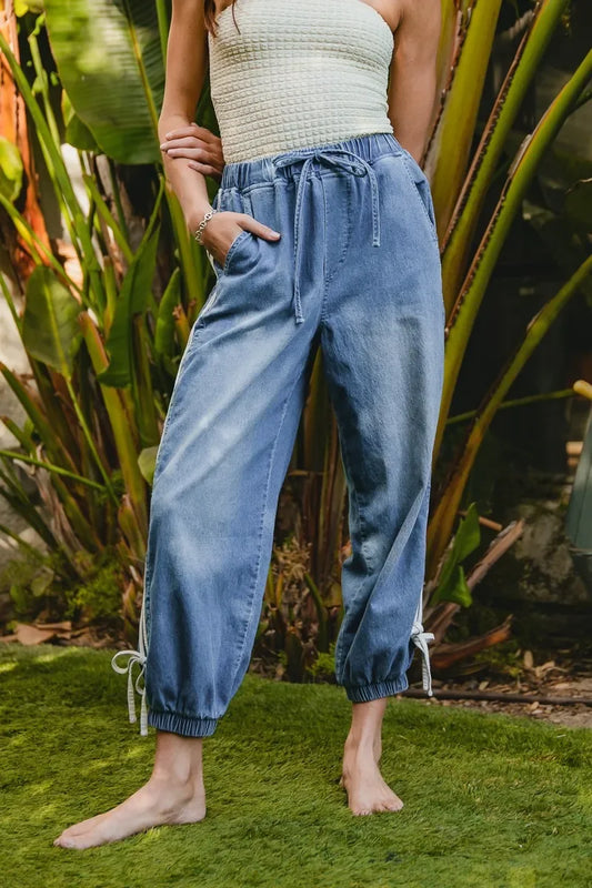 Elastic Waist Jeans - Eva's Edition