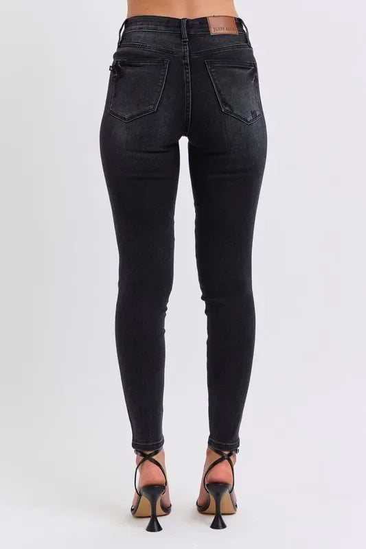 Mid Rise Tummy Control Skinny Jeans - Eva's Edition