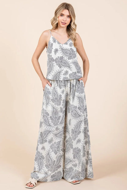 Paisley Print Cami and Pants Set - Eva's Edition