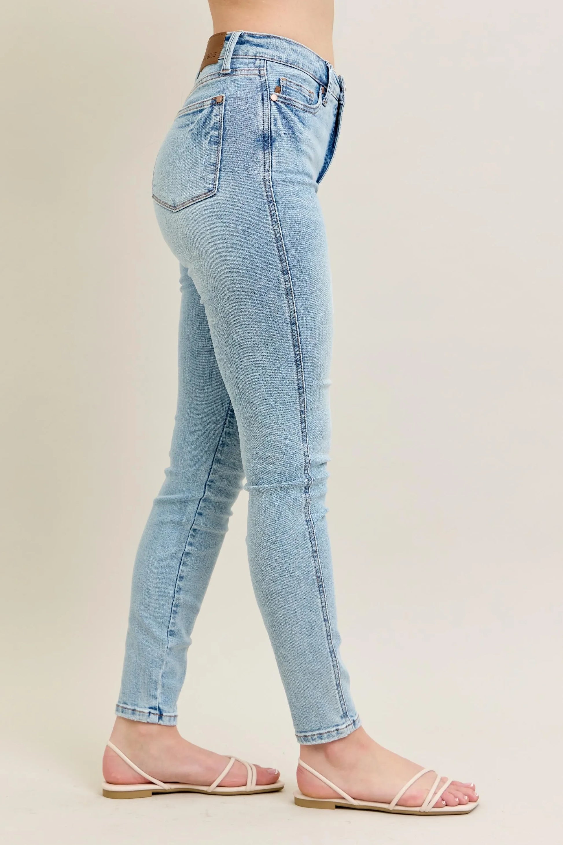 Tummy Control Vintage Wash Skinny Jeans Plus Size - Eva's Edition