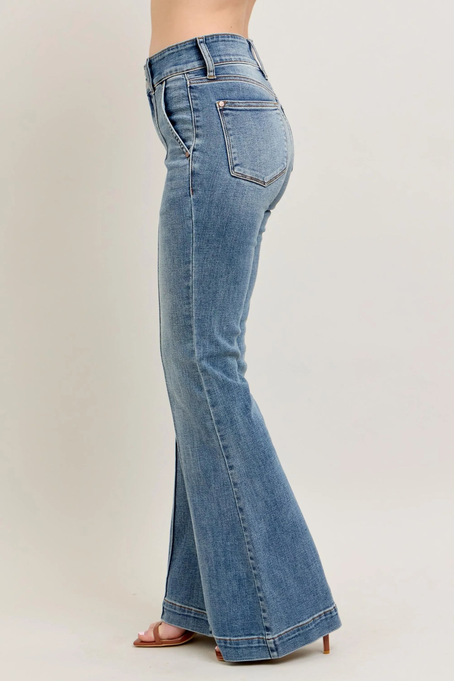 High-Waist Flare Jeans with Front Seam Detail - Eva's Edition
