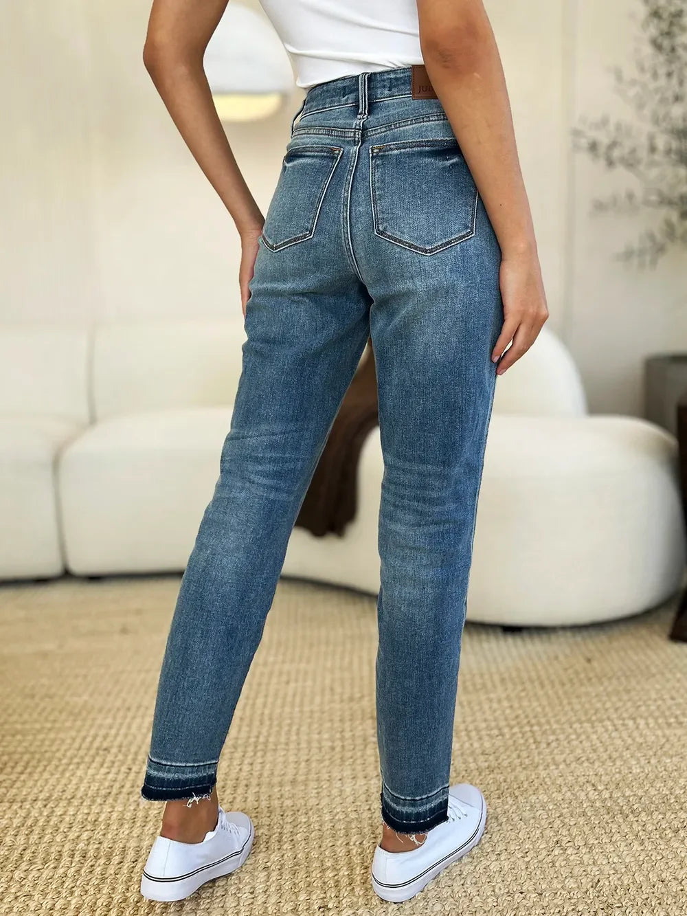 Mid Rise Rigid Magic Release Hem Jeans - Eva's Edition