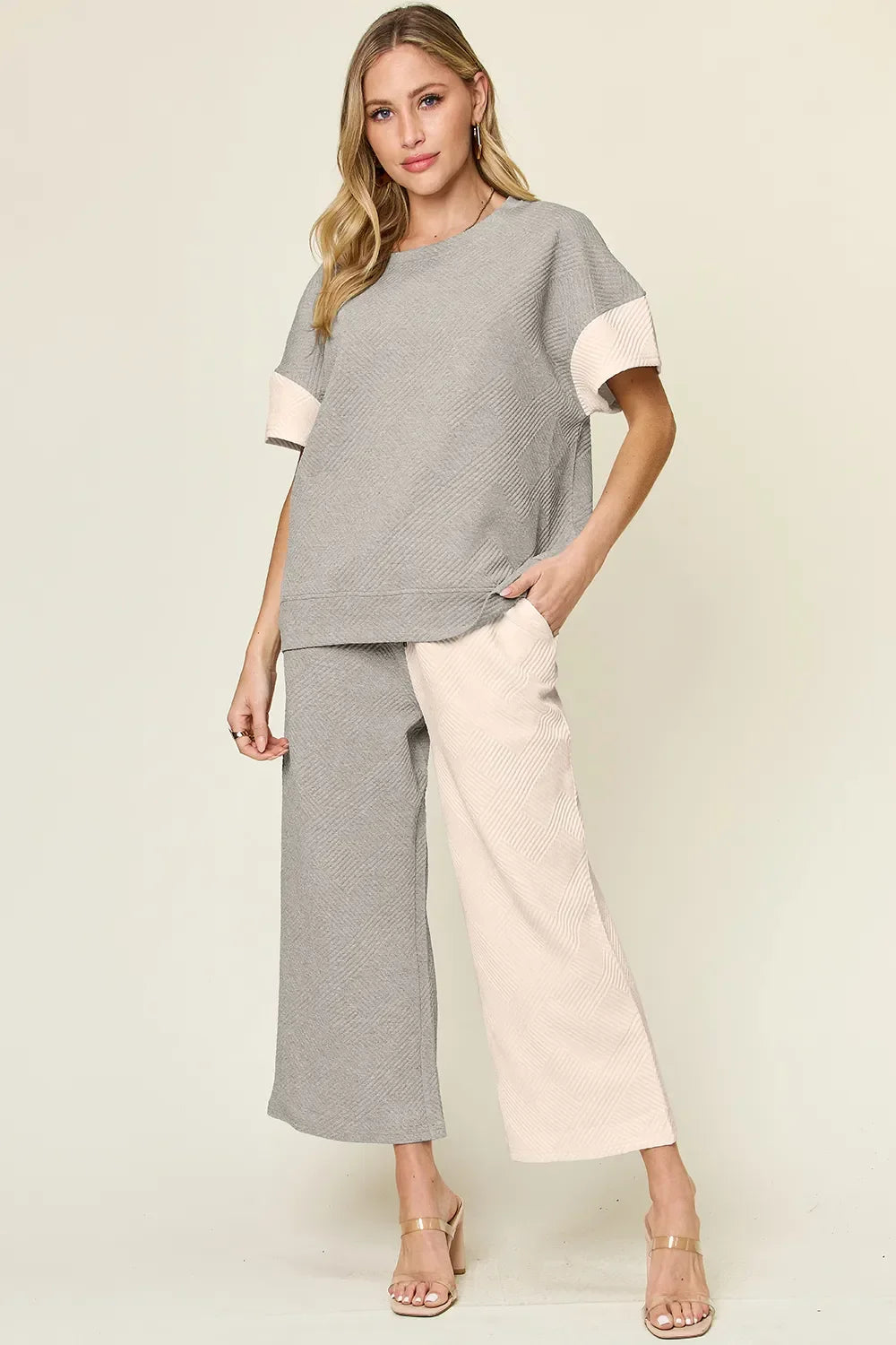Textured Contrast T-Shirt and Wide Leg Pants Set - Eva's Edition