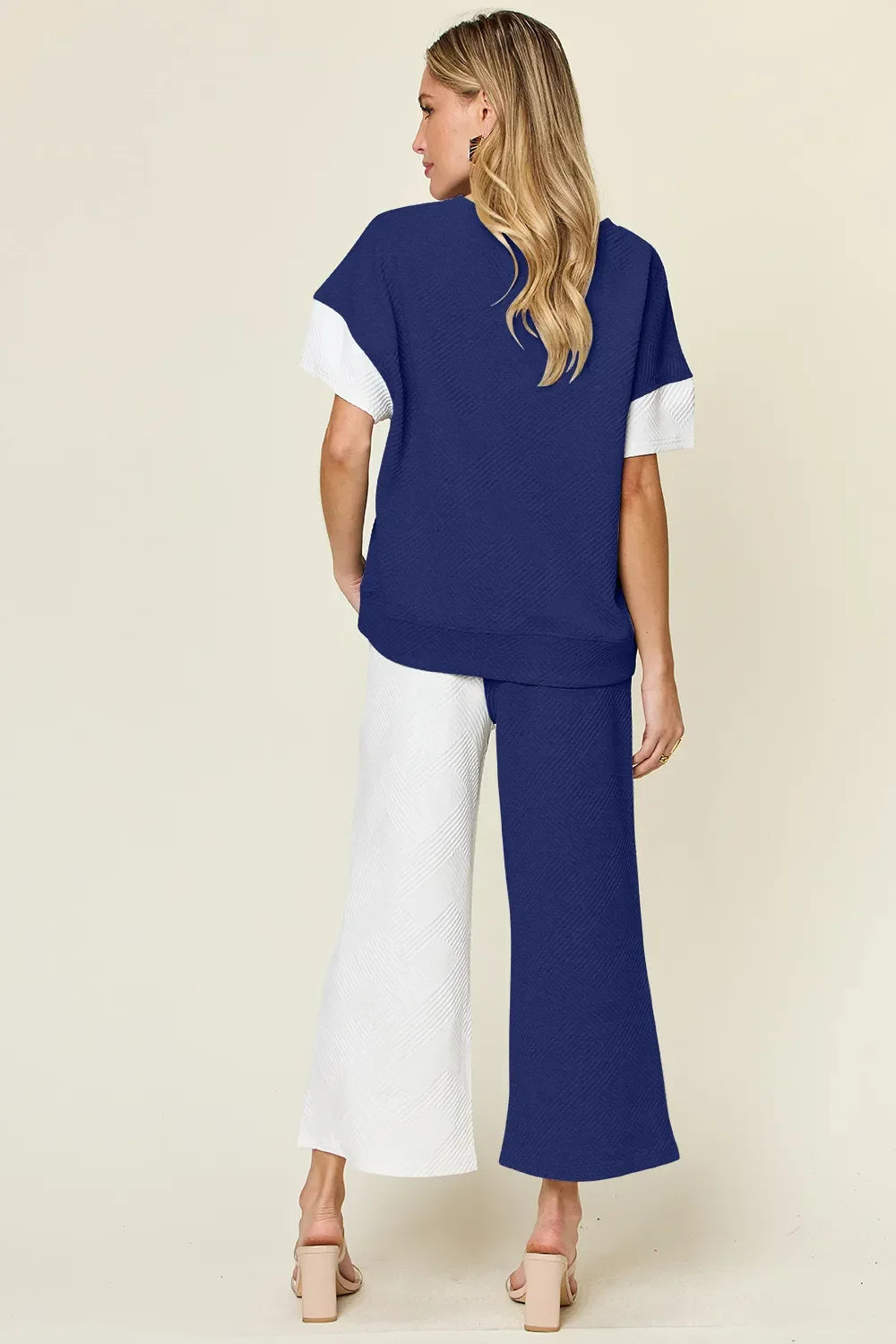 Textured Contrast T-Shirt and Wide Leg Pants Set - Eva's Edition