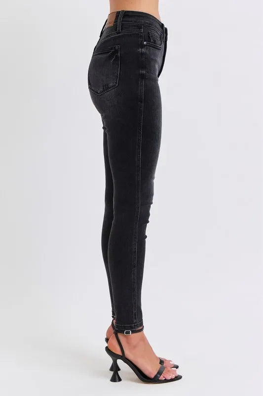Mid Rise Tummy Control Skinny Jeans - Eva's Edition