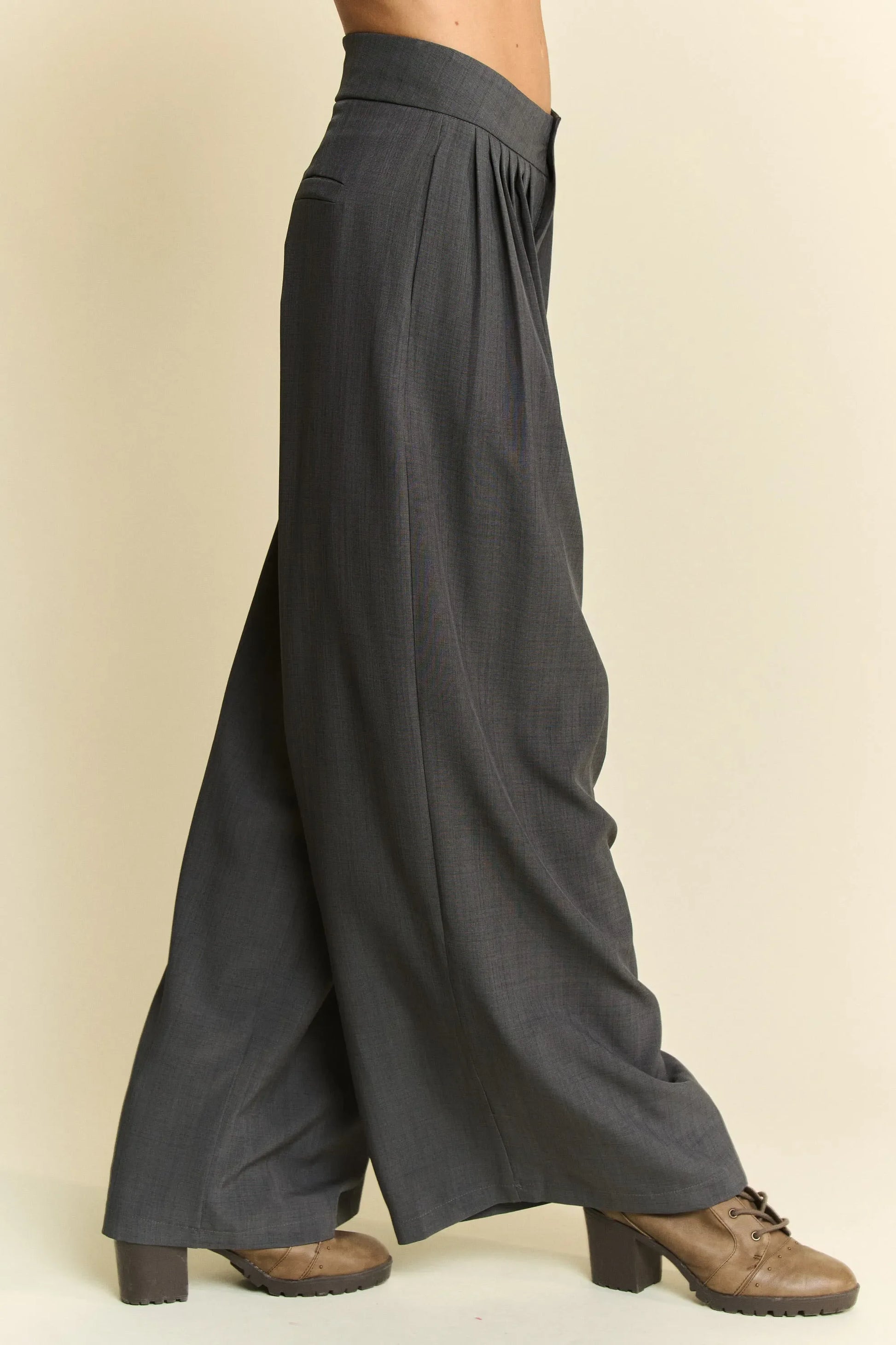 Solid Back Pocket Shirring Detail Wide Leg Pants - Eva's Edition