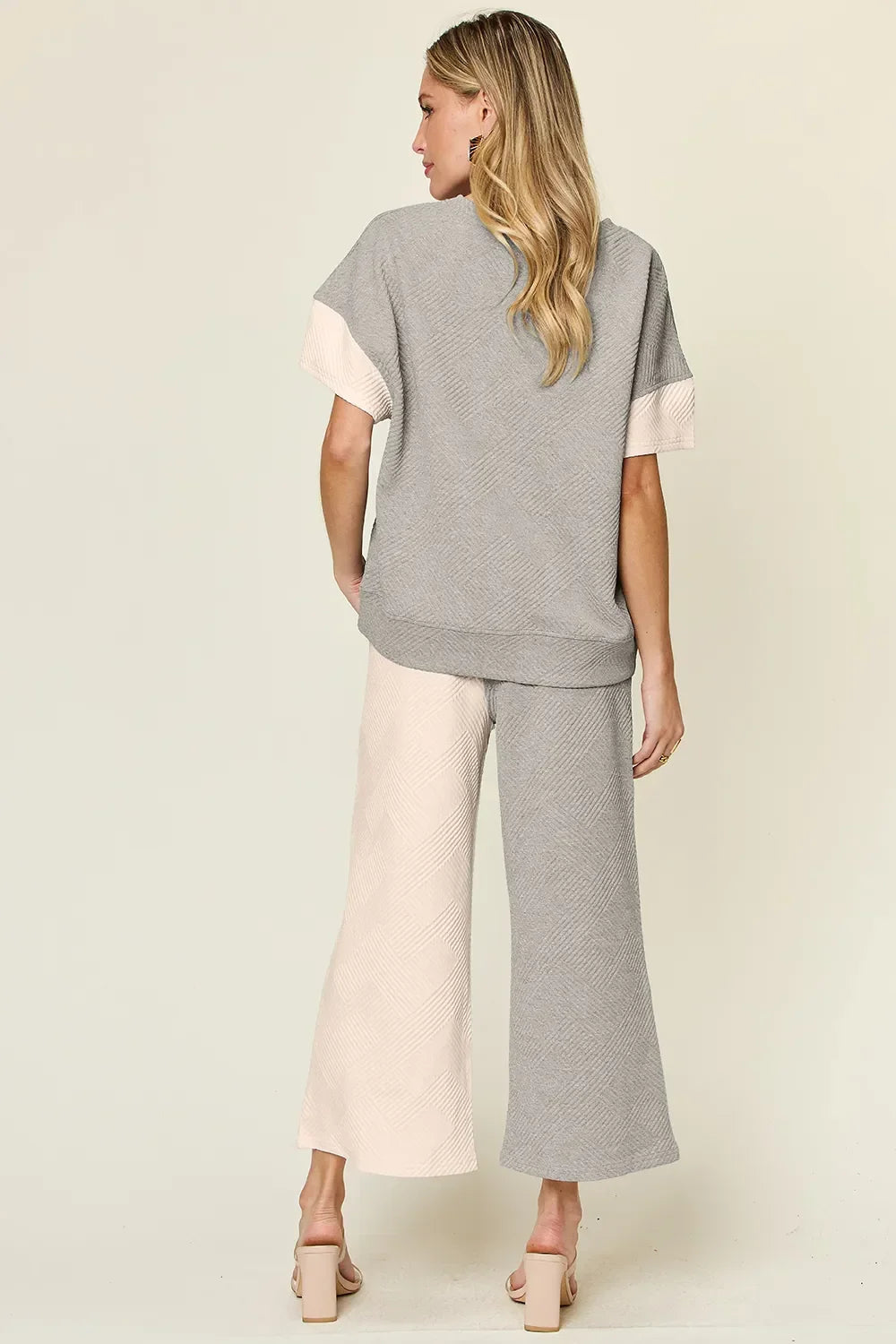 Textured Contrast T-Shirt and Wide Leg Pants Set - Eva's Edition
