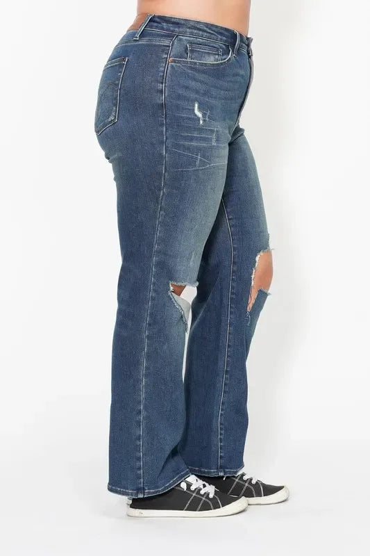 Ripped Knee Dad Jeans Plus Size - Eva's Edition