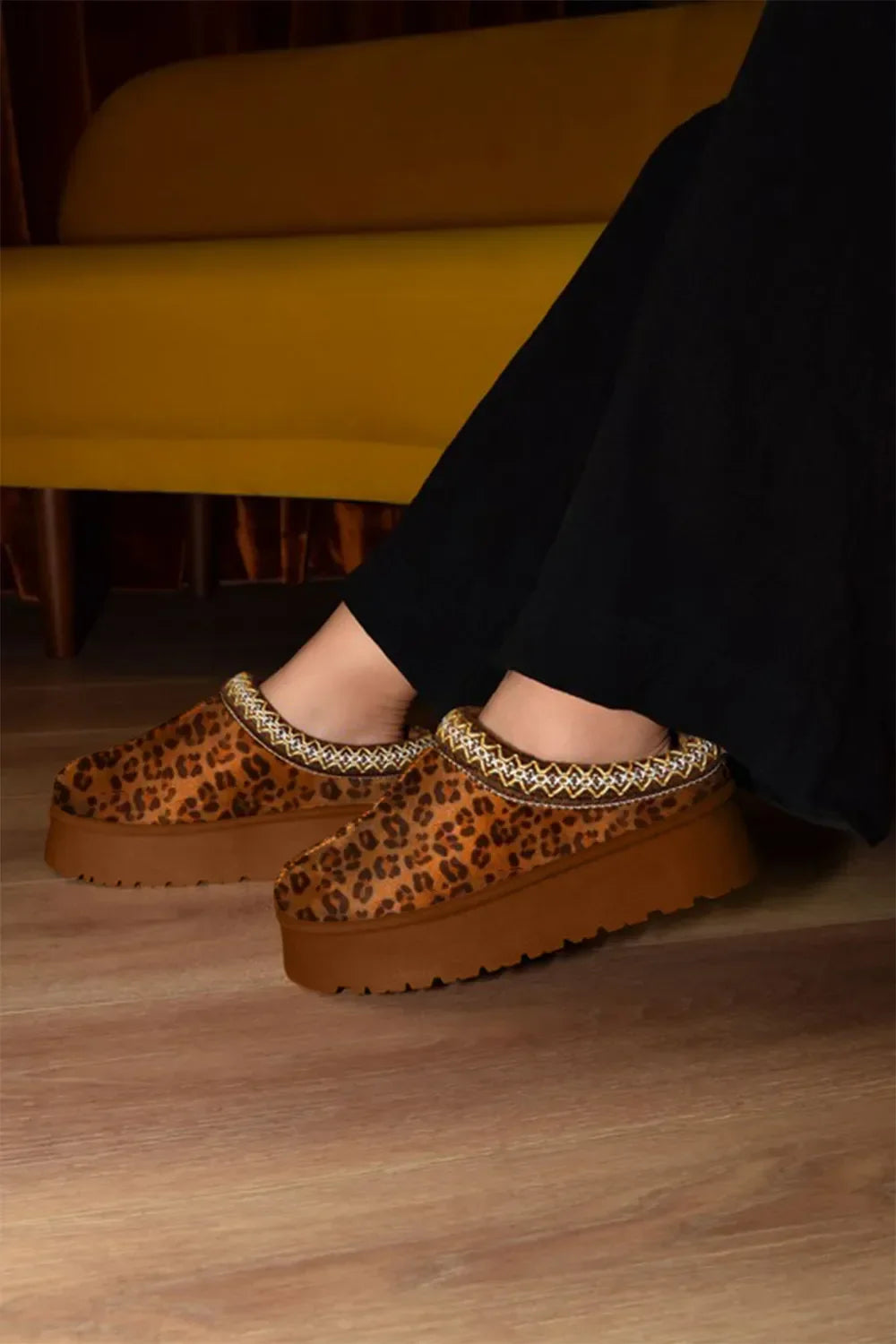 Trim Round Toe Platform Boots - Eva's Edition