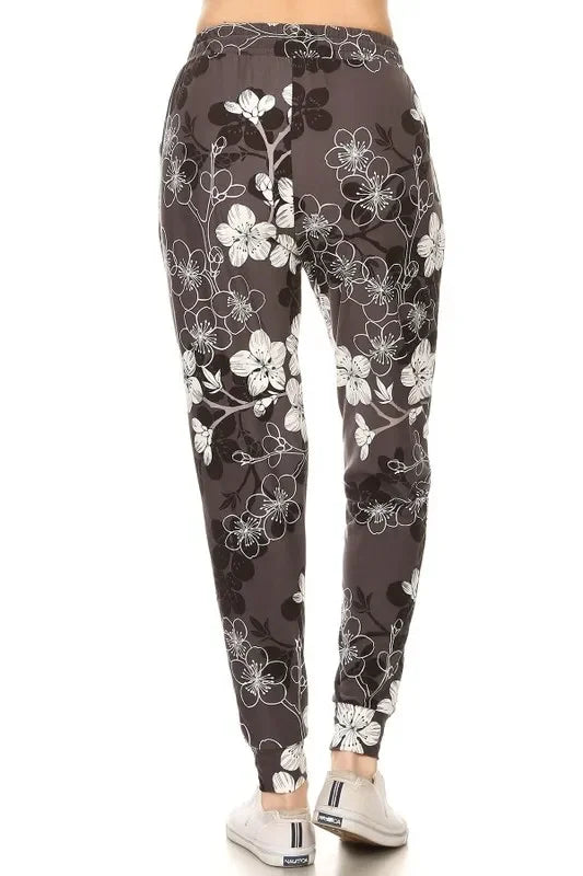 Floral Joggers with Drawstring Plus Size - Eva's Edition