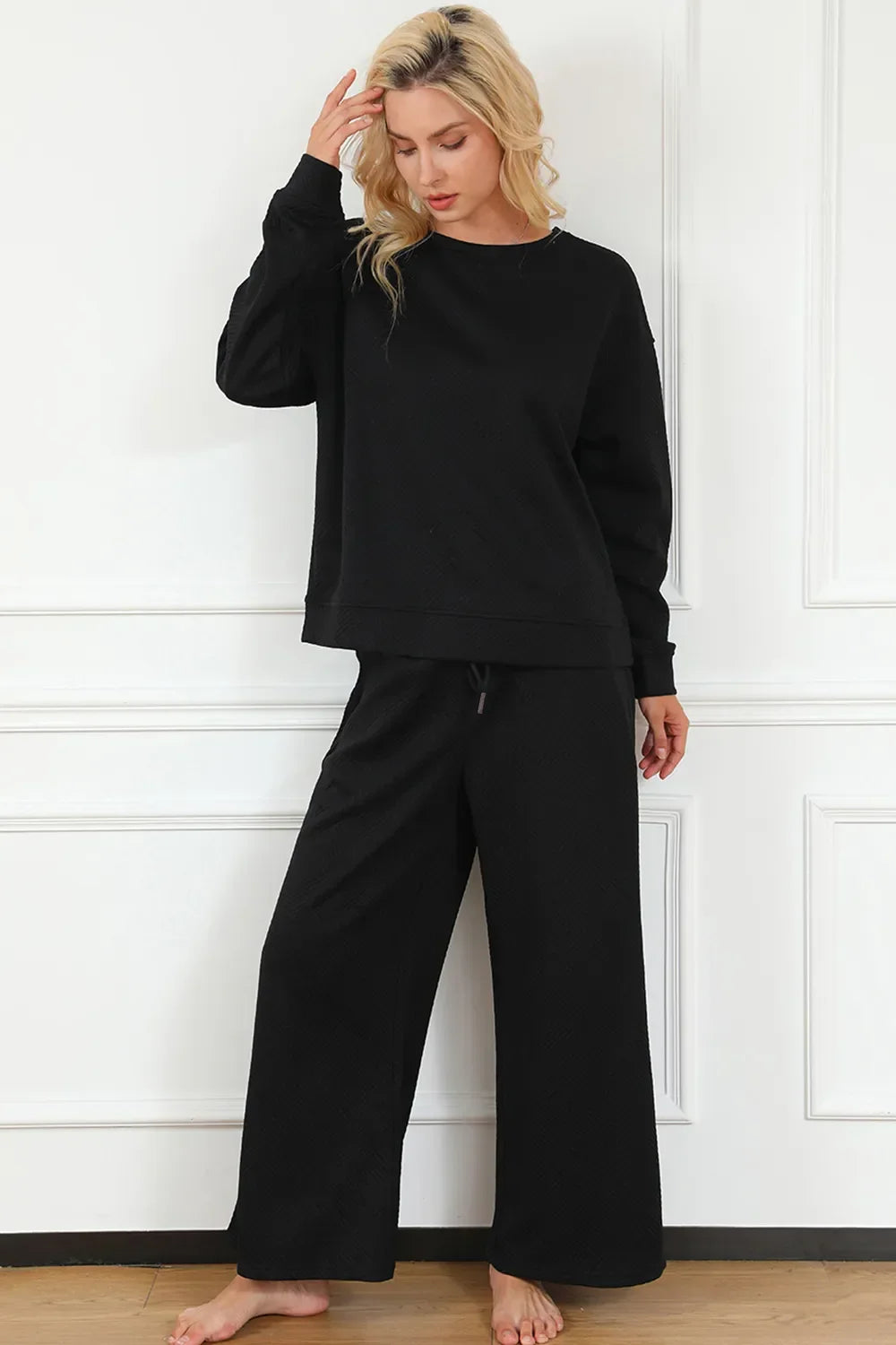 Textured Long Sleeve Top and Drawstring Pants Set - Eva's Edition