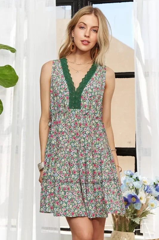 Lace Detailed V-Neck Sleeveless Mini Dress - Eva's Edition