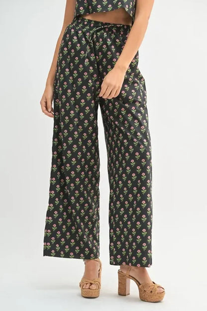 Floral Print Ruffle Top and Pants Set - Eva's Edition