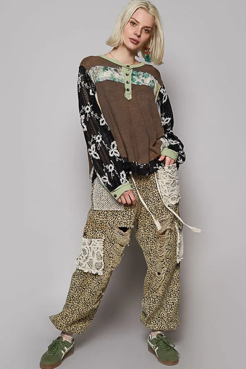 Button Detail Floral Patchwork Crochet Sleeve Blouse - Eva's Edition