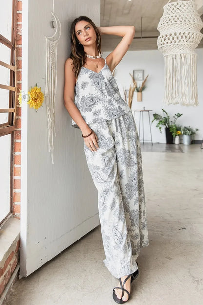 Paisley Print Cami and Pants Set - Eva's Edition