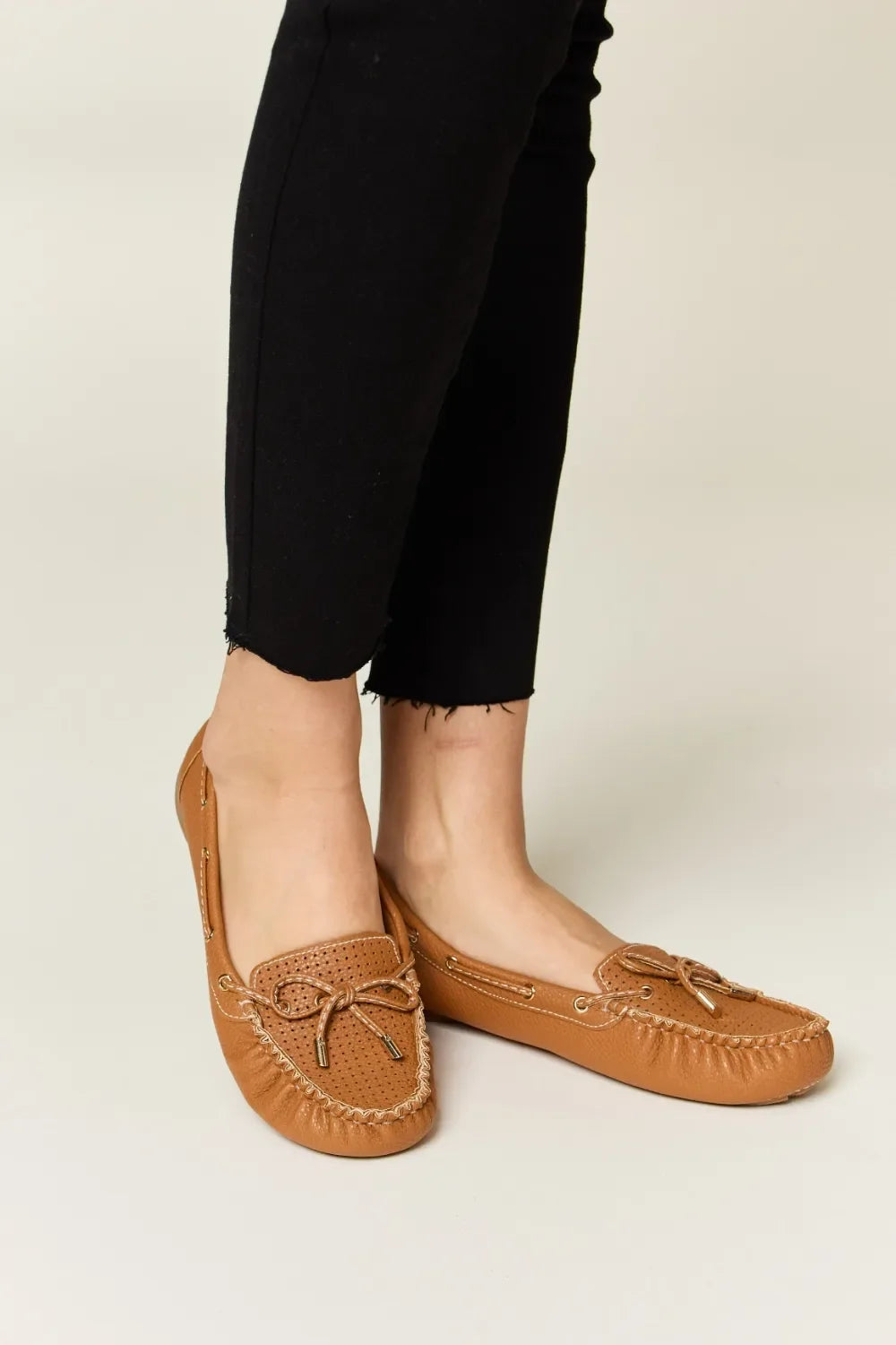 Bow Decor Flat Loafers - Eva's Edition