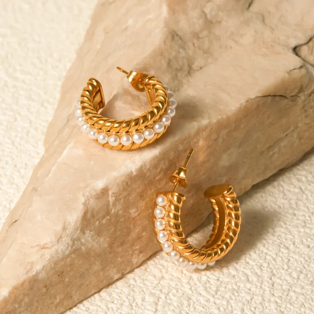 Pearl C-Hoop Earrings - Eva's Edition