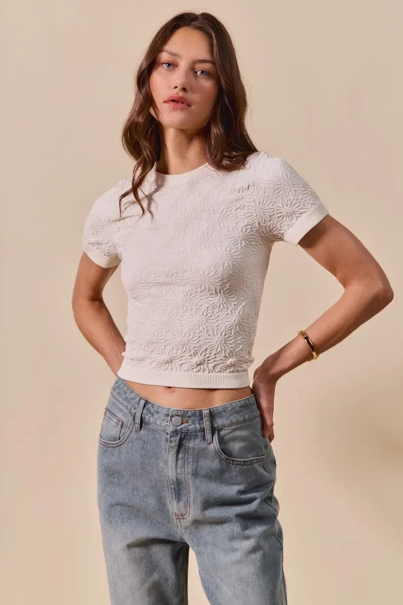 Floral Patterned Seamless Short Sleeve Top - Eva's Edition