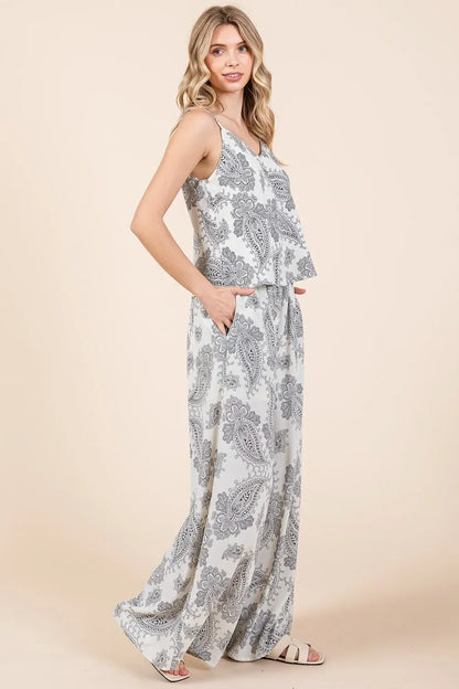 Paisley Print Cami and Pants Set - Eva's Edition