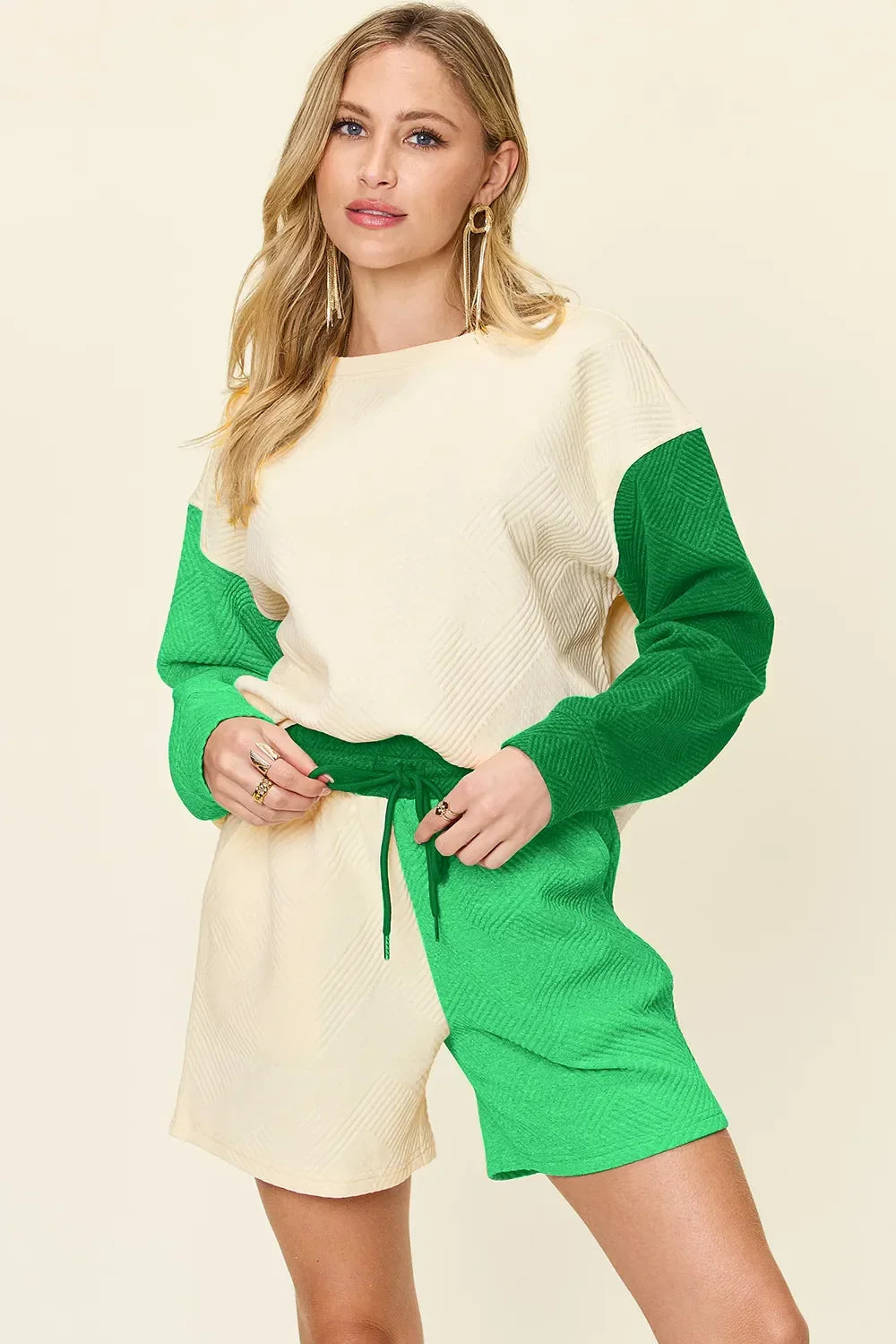 Contrast Drop Shoulder Top and Shorts Set - Eva's Edition