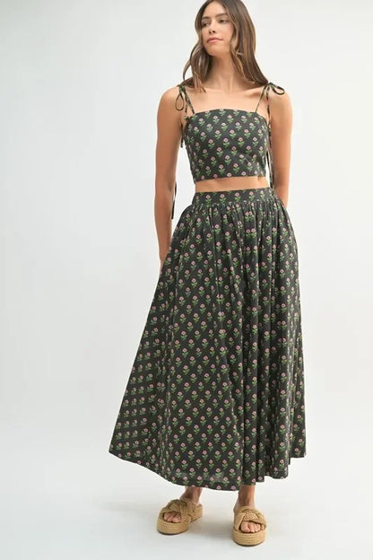 Floral Crop Top and Skirt Set - Eva's Edition