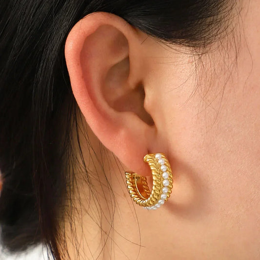 Pearl C-Hoop Earrings - Eva's Edition