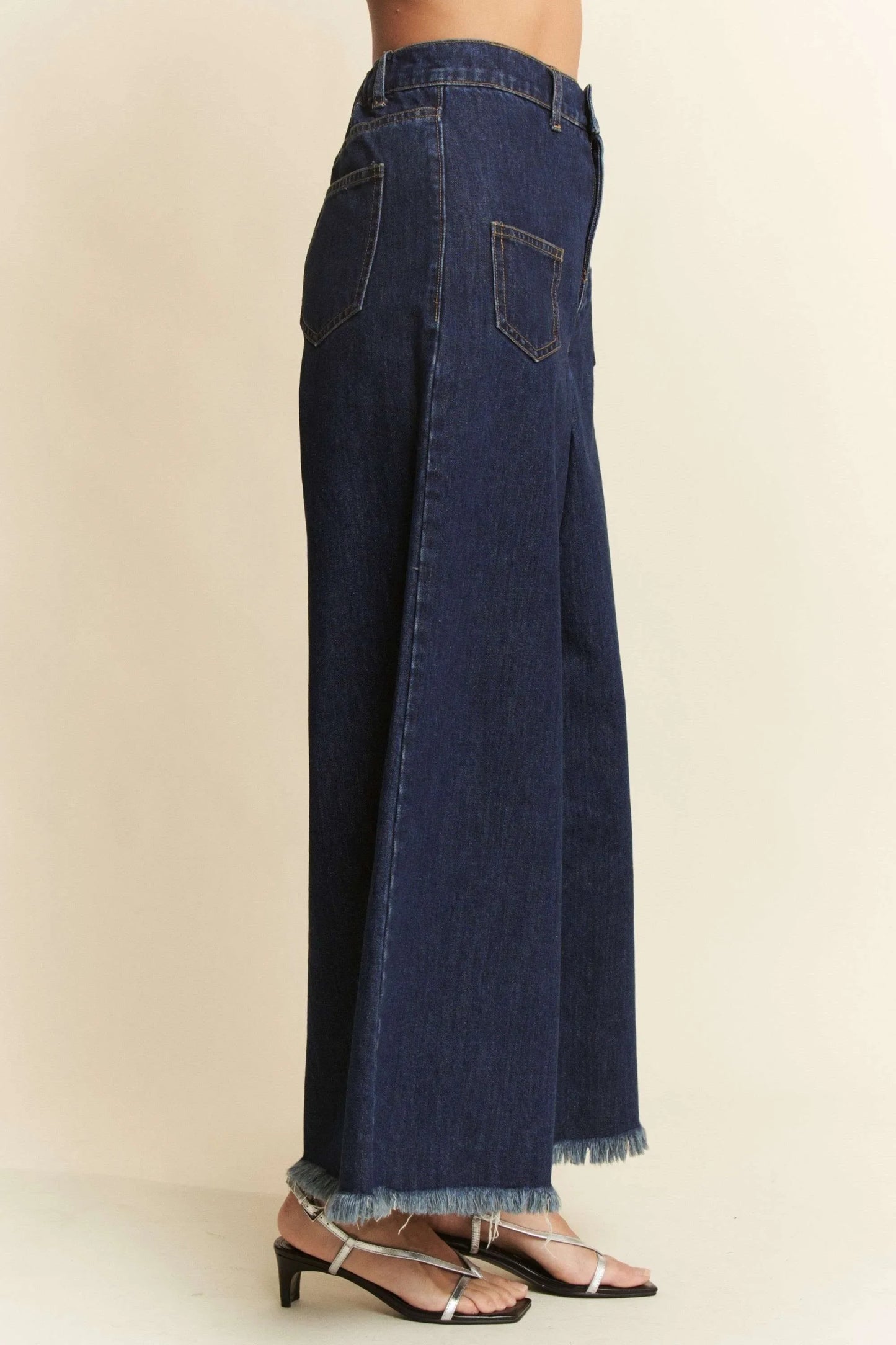 Patch Pocket Wide Leg Culotte Jeans - Eva's Edition